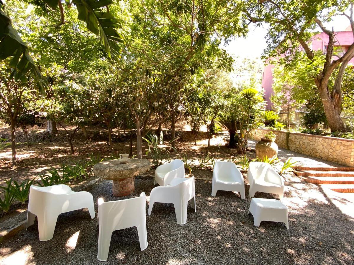 Villa Tana Pacenzia Cefalu Exterior photo
